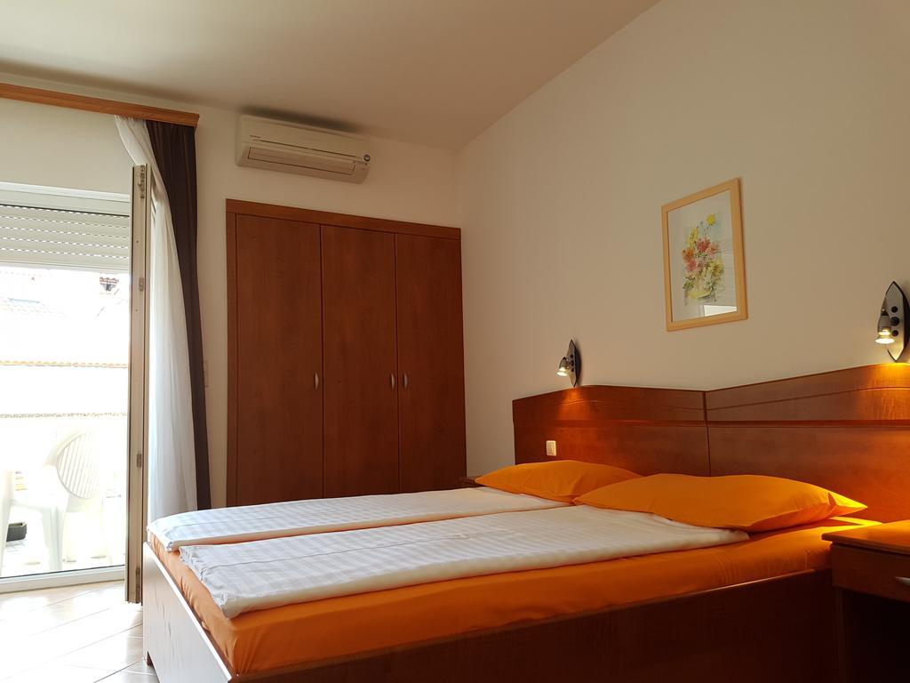 Guesthouse Villa Adria Малинска Экстерьер фото