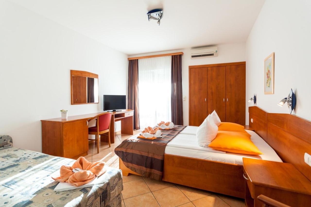 Guesthouse Villa Adria Малинска Экстерьер фото