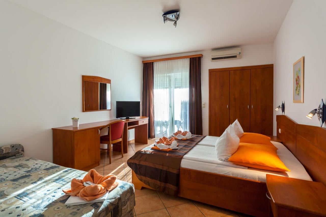 Guesthouse Villa Adria Малинска Экстерьер фото